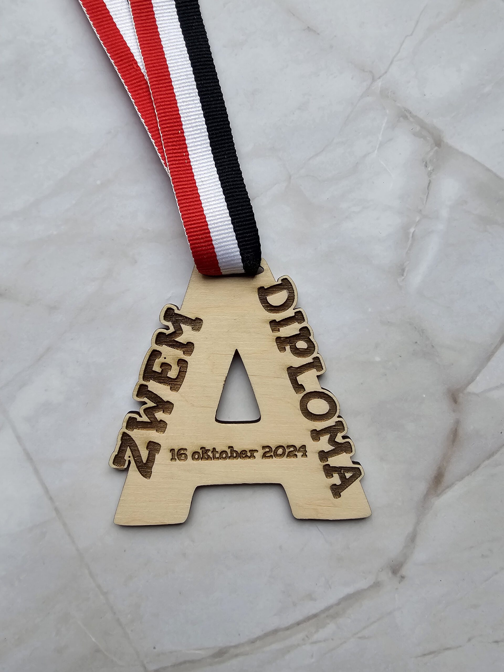 Houten medaille zwemdiploma A